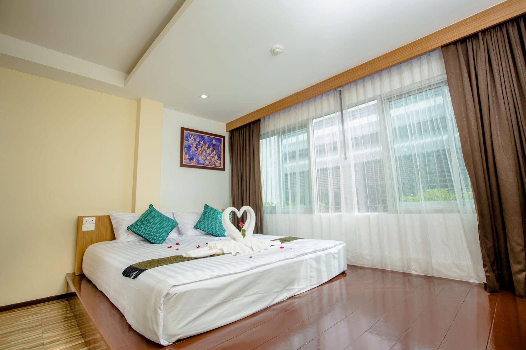 Patong Landmark Hotel Екстериор снимка